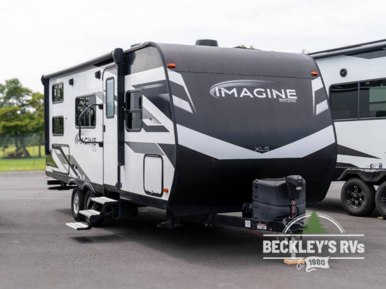 A photo of this 2022 Grand Design Imagine XLS 21BHE