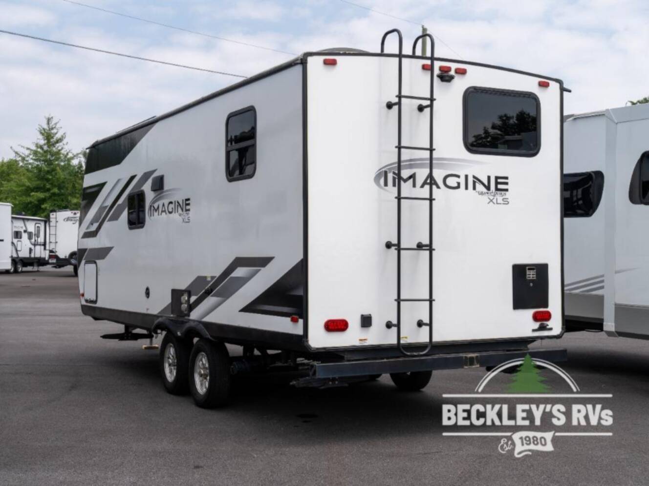 A photo of this 2022 Grand Design Imagine XLS 21BHE