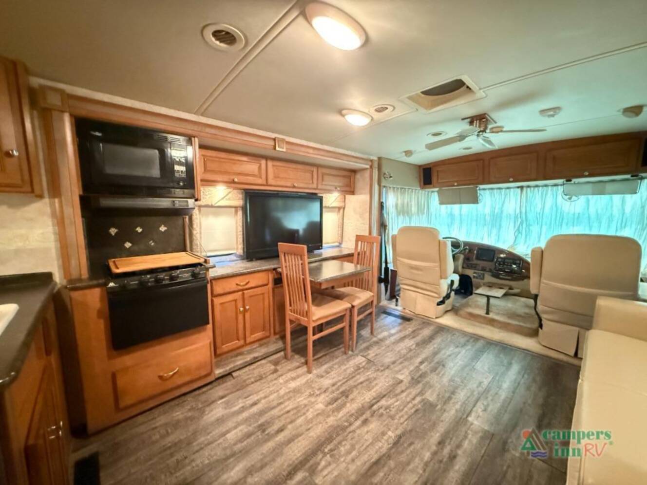 A photo of this 2012 Itasca Sunstar 30T