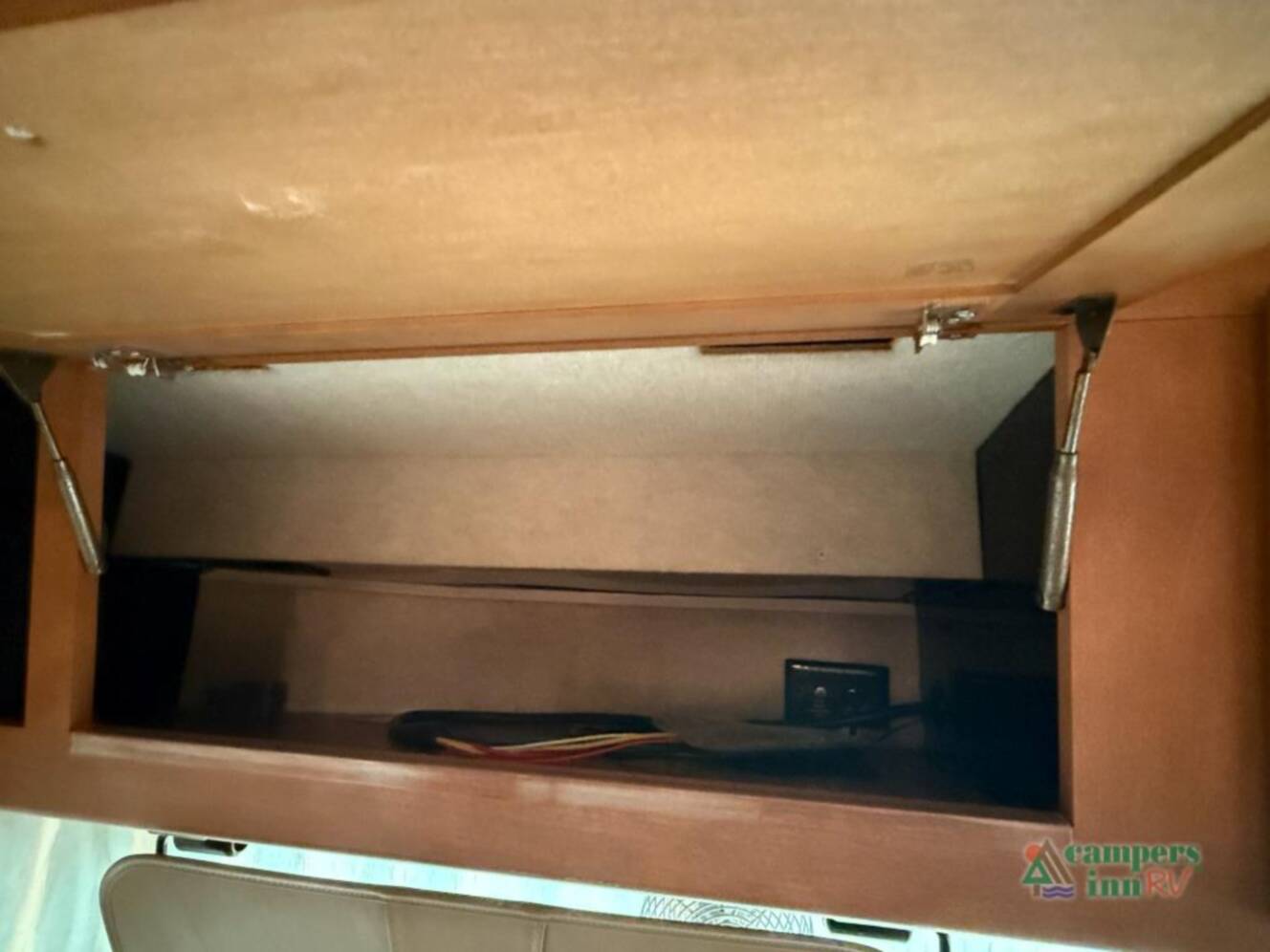 A photo of this 2012 Itasca Sunstar 30T