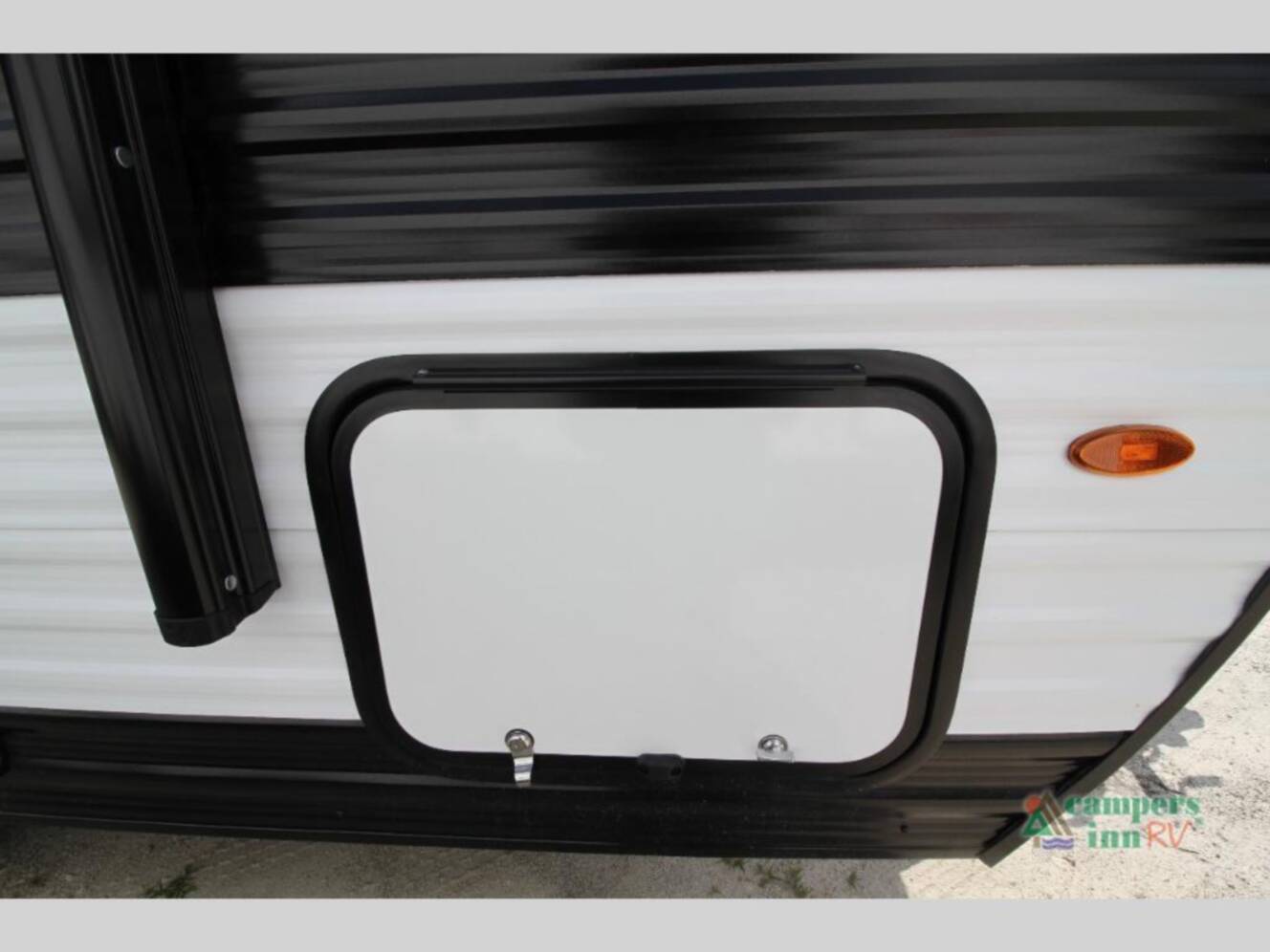 A photo of this 2027 Grand Design Transcend Lite 121RBL