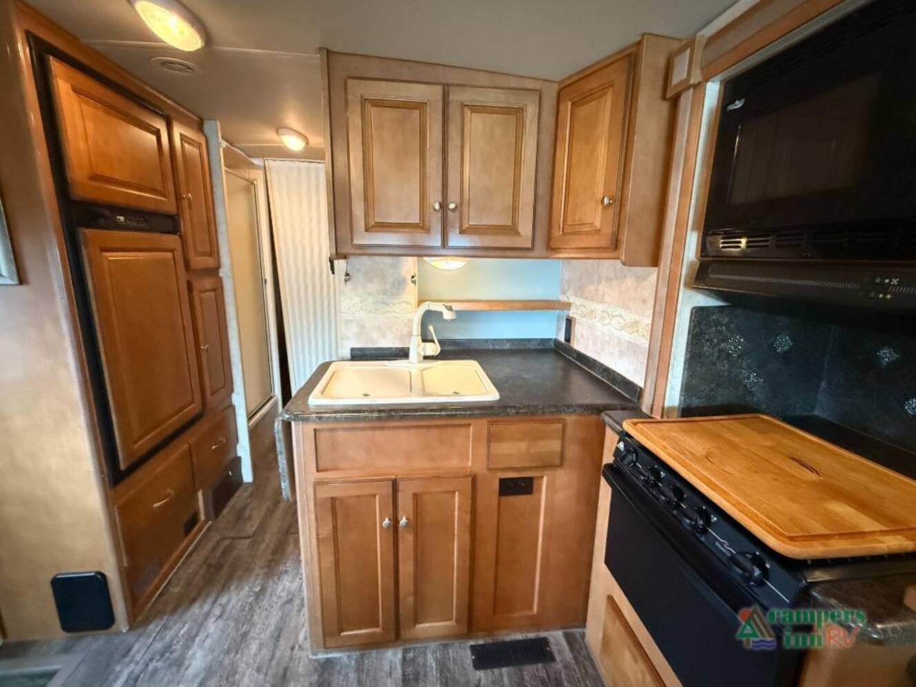 A photo of this 2012 Itasca Sunstar 30T