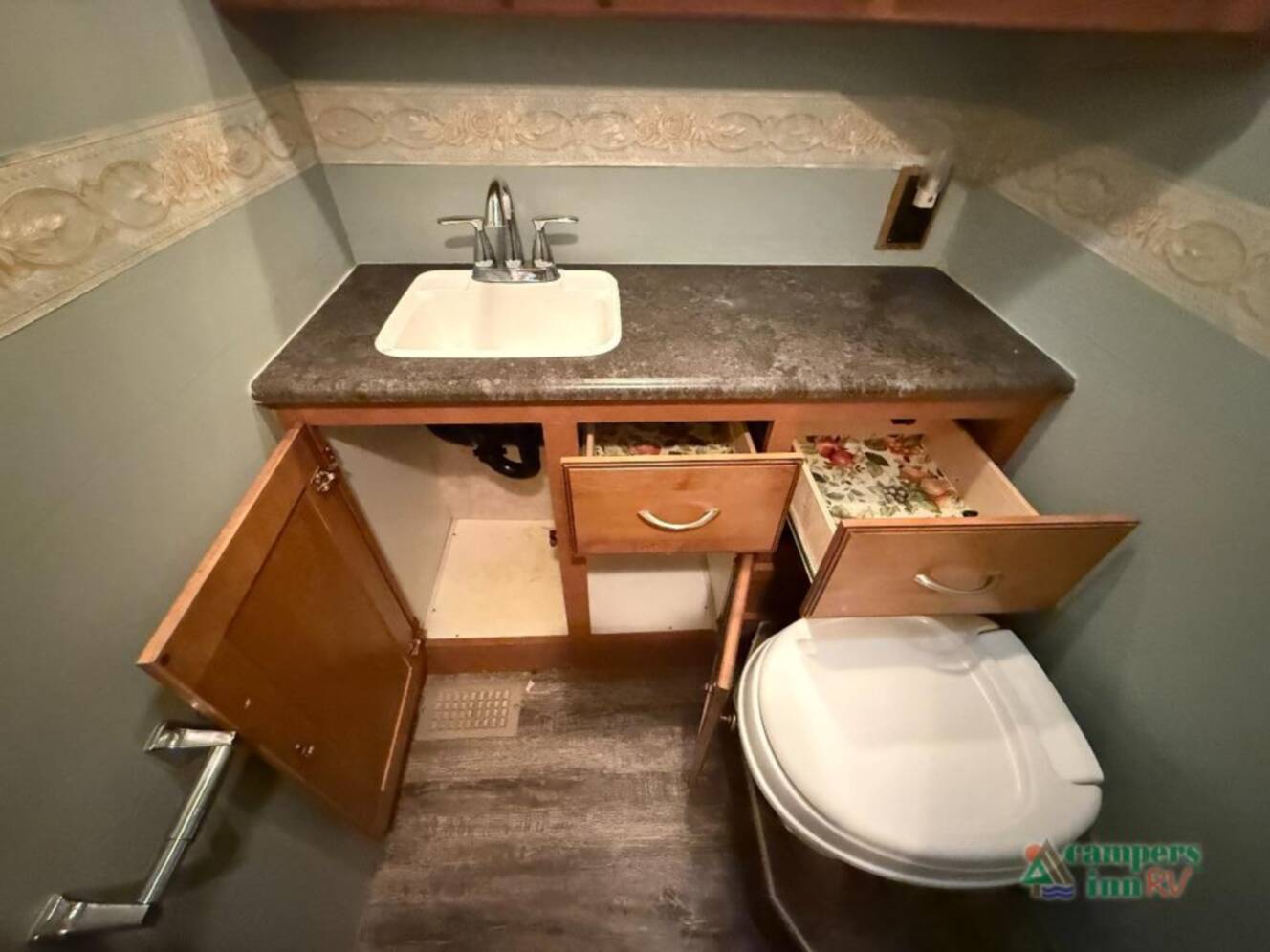 A photo of this 2012 Itasca Sunstar 30T