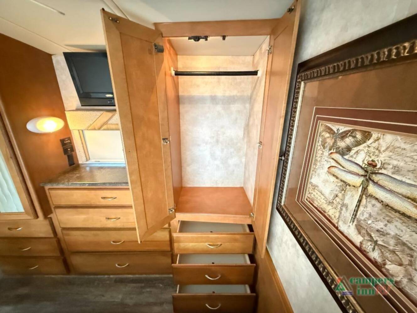A photo of this 2012 Itasca Sunstar 30T