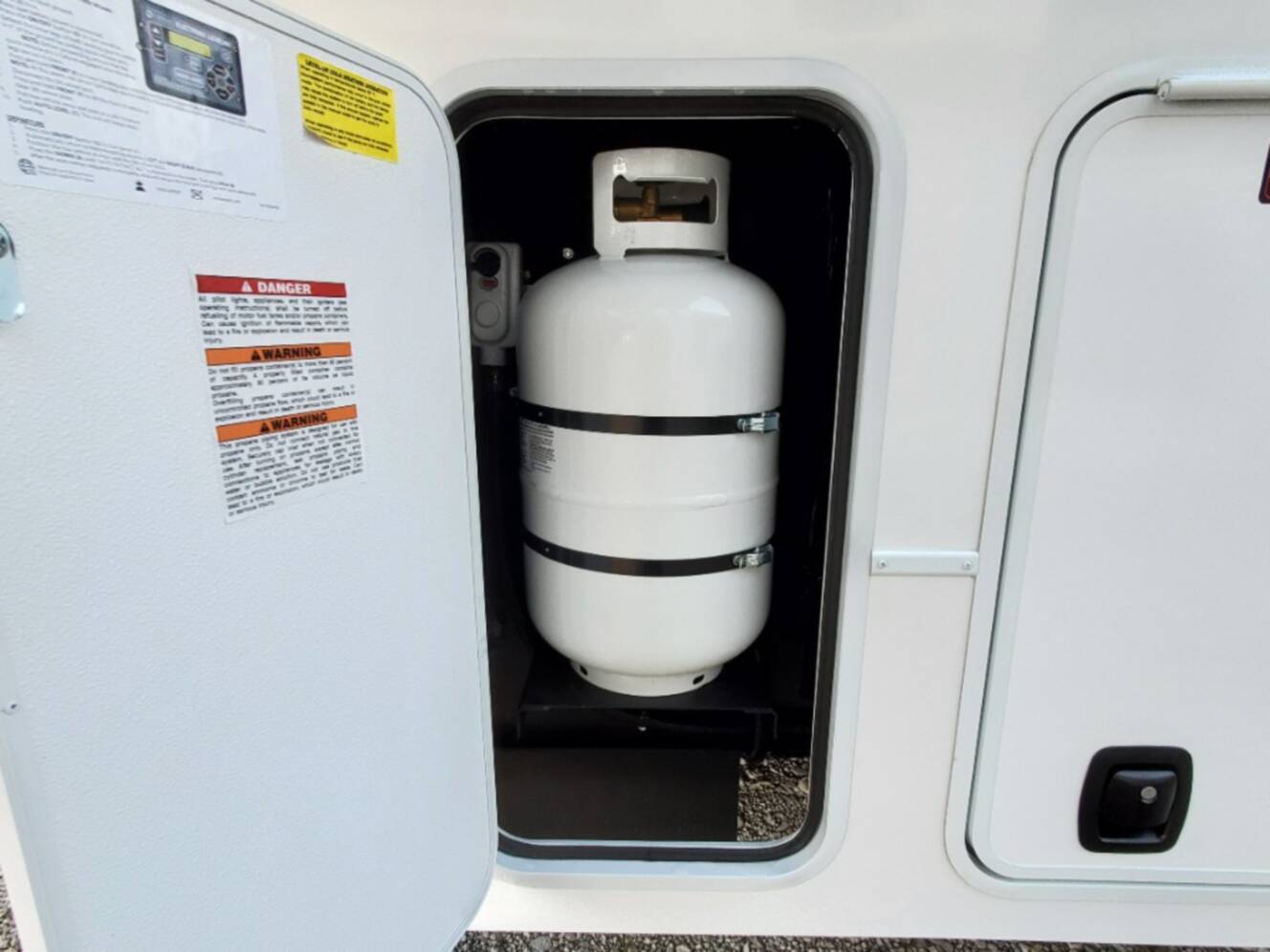 A photo of this 2026 Alliance Rv Valor 44V14