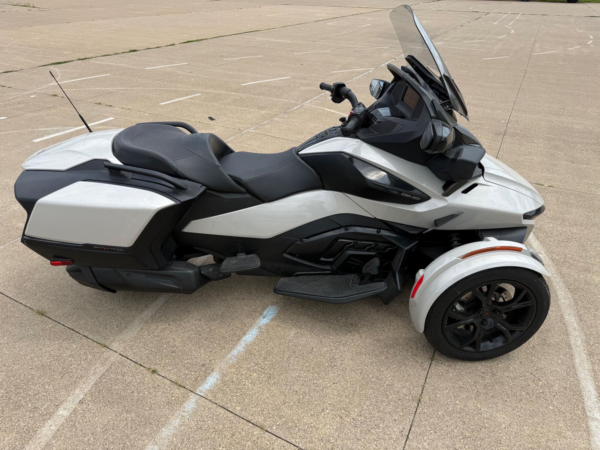 2020 Can-Am Spyder RT in Clinton, IA