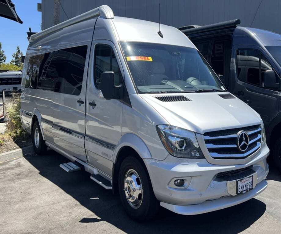 2018 Airstream INTERSTATE EXT GRAND TOUR GRAND TOUR EXT in san diego CA