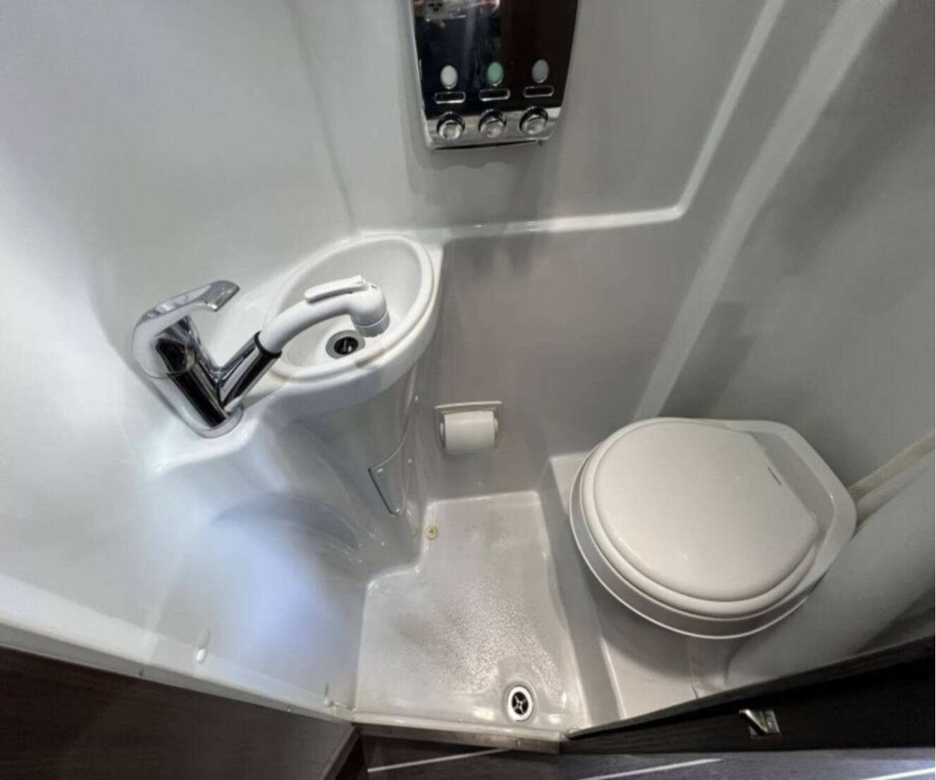 A photo of this 2018 Airstream INTERSTATE EXT GRAND TOUR