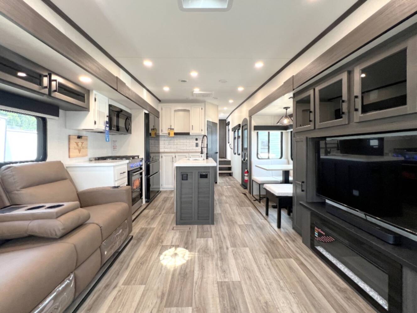 A photo of this 2026 Venture Rv SportTrek 363VFR