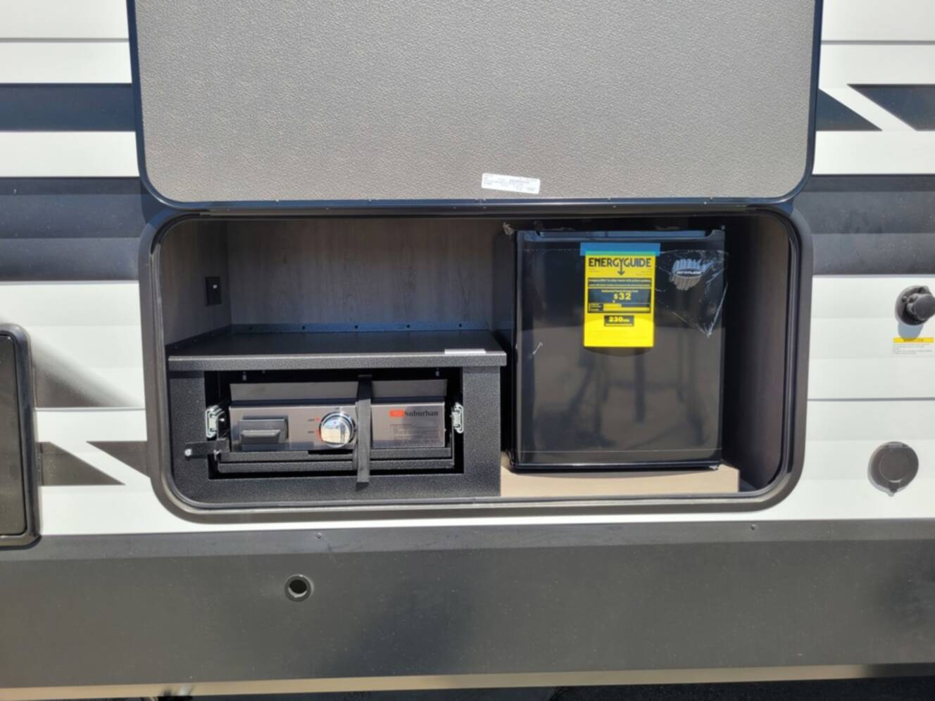 A photo of this 2026 Grand Design Transcend 325BHT