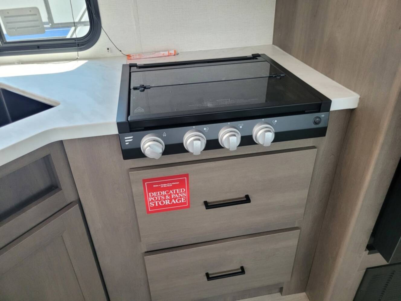 A photo of this 2026 Grand Design Transcend 325BHT