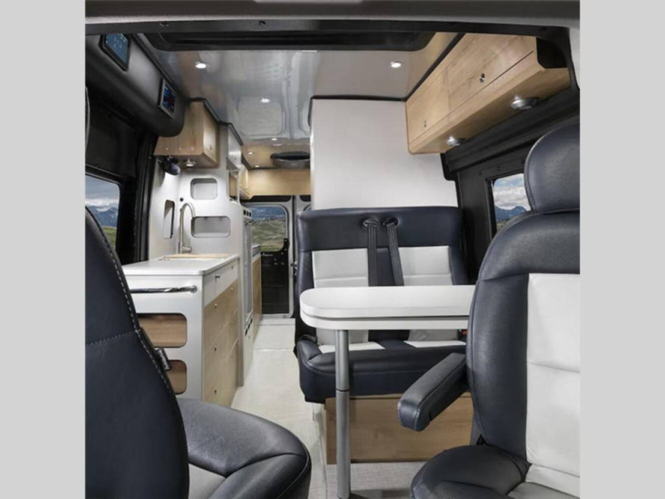 A photo of this 2026 Airstream Rangeline RGN24