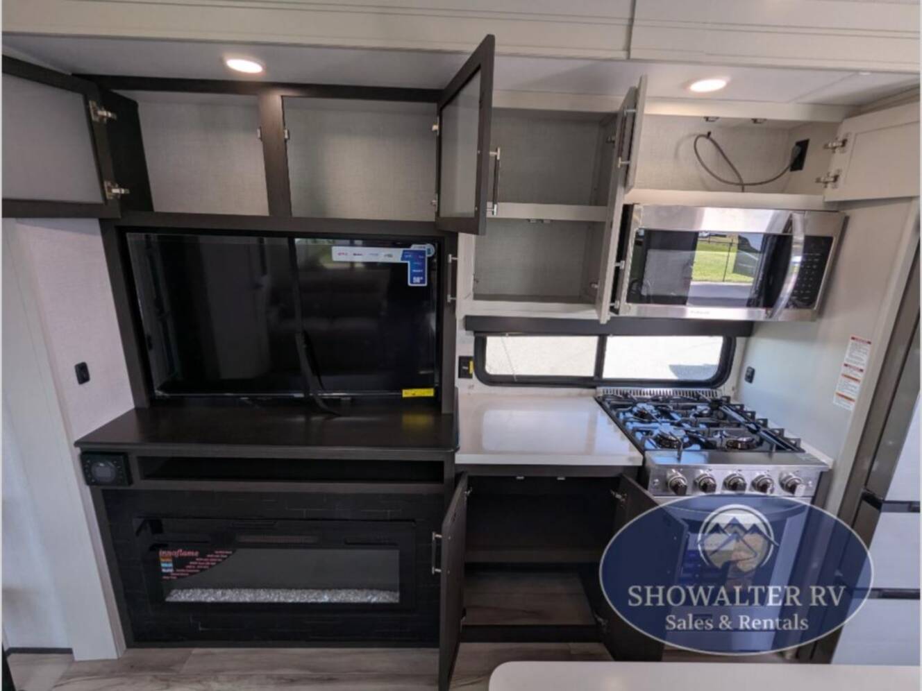 A photo of this 2026 Keystone Rv Alpine Avalanche Edition 390DS