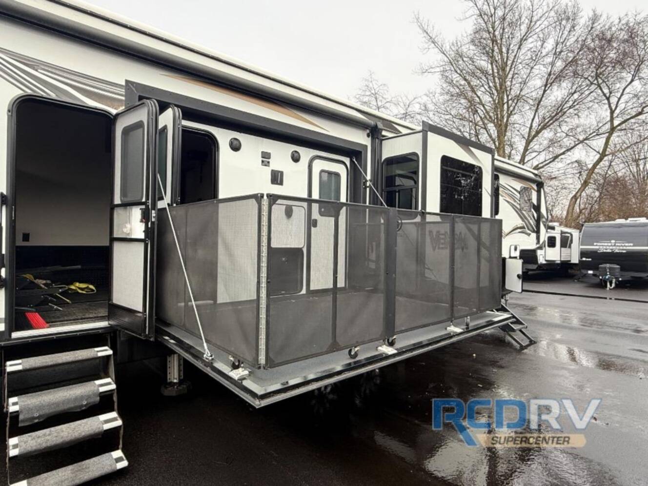 A photo of this 2019 Kz Venom 4113TK