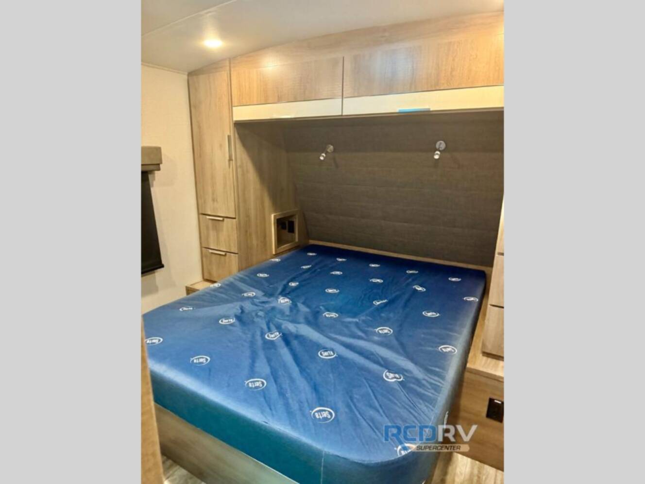 A photo of this 2021 Grand Design Imagine 2670MK