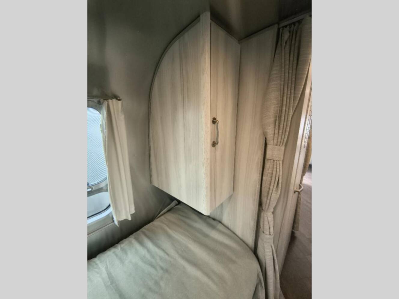 A photo of this 2026 Airstream International 25FB Twin