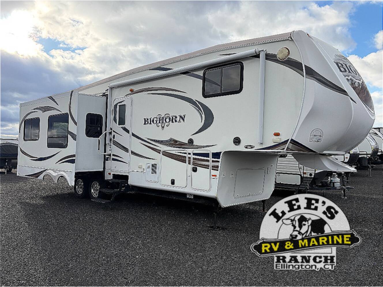 A photo of this 2012 Heartland Bighorn 3185RL