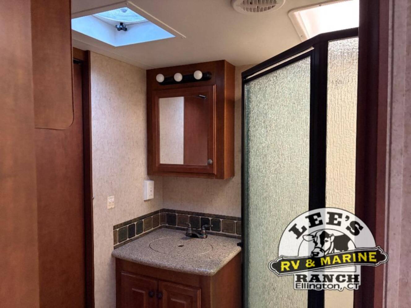 A photo of this 2012 Heartland Bighorn 3185RL