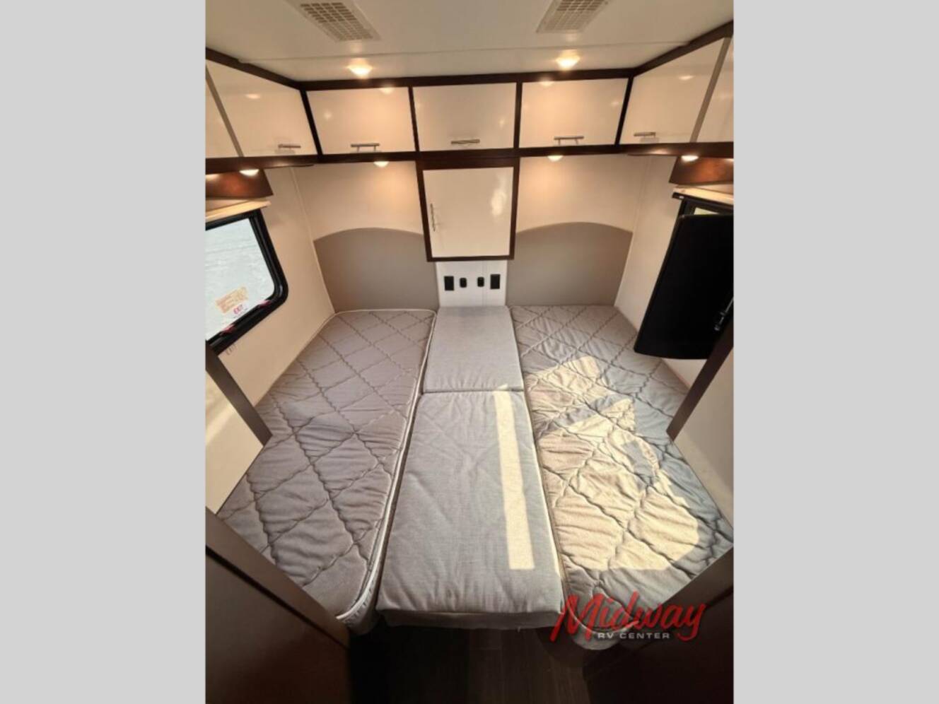 A photo of this 2021 Regency Rv Ultra Brougham UB25TBS