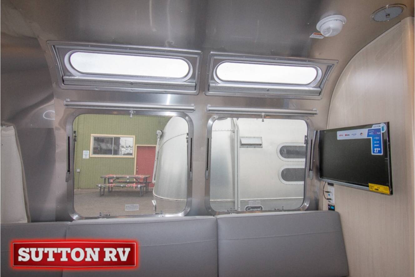 A photo of this 2026 Airstream Flying Cloud 25FB Twin