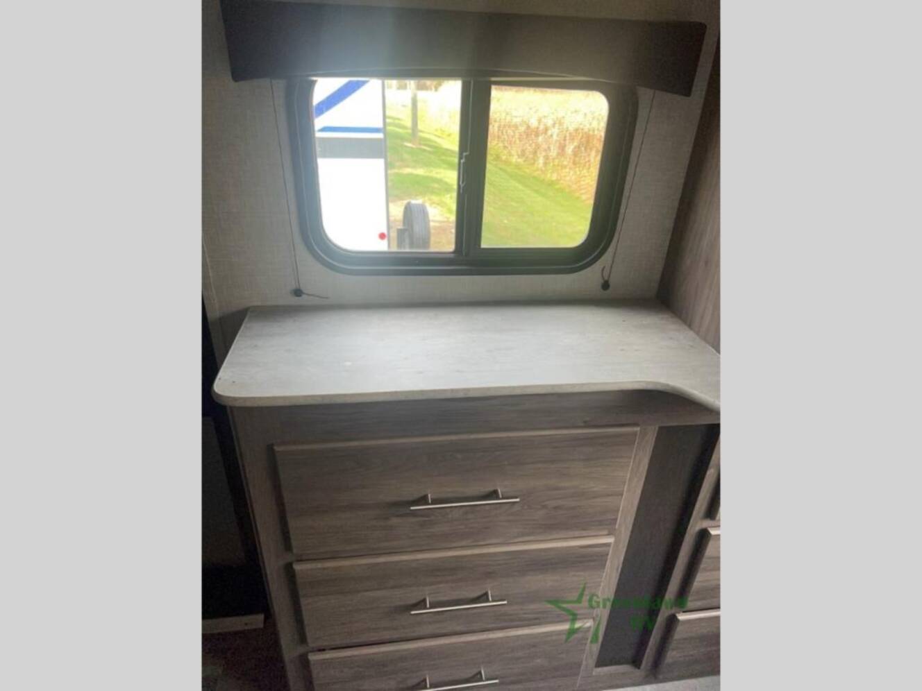 A photo of this 2023 Crossroads Rv Zinger ZR320FB