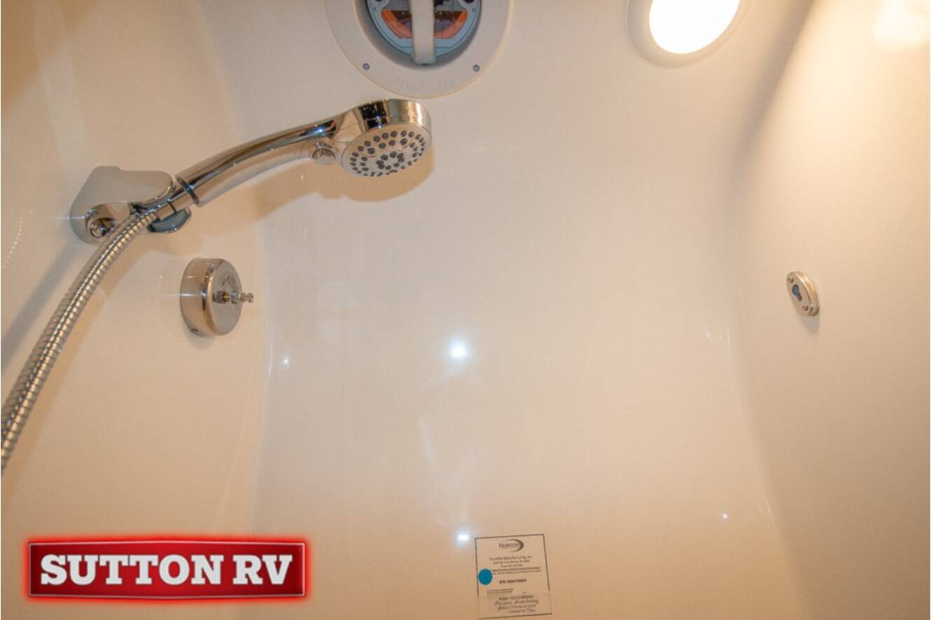 A photo of this 2026 Airstream Flying Cloud 25FB Twin