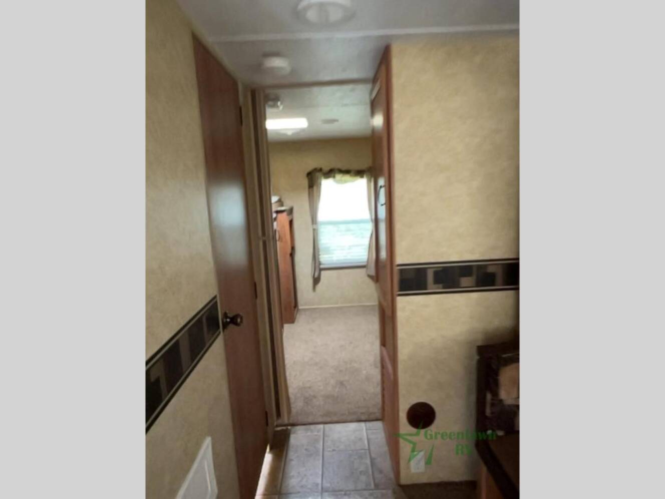 A photo of this 2011 Prime Time Rv LaCrosse 318BHS