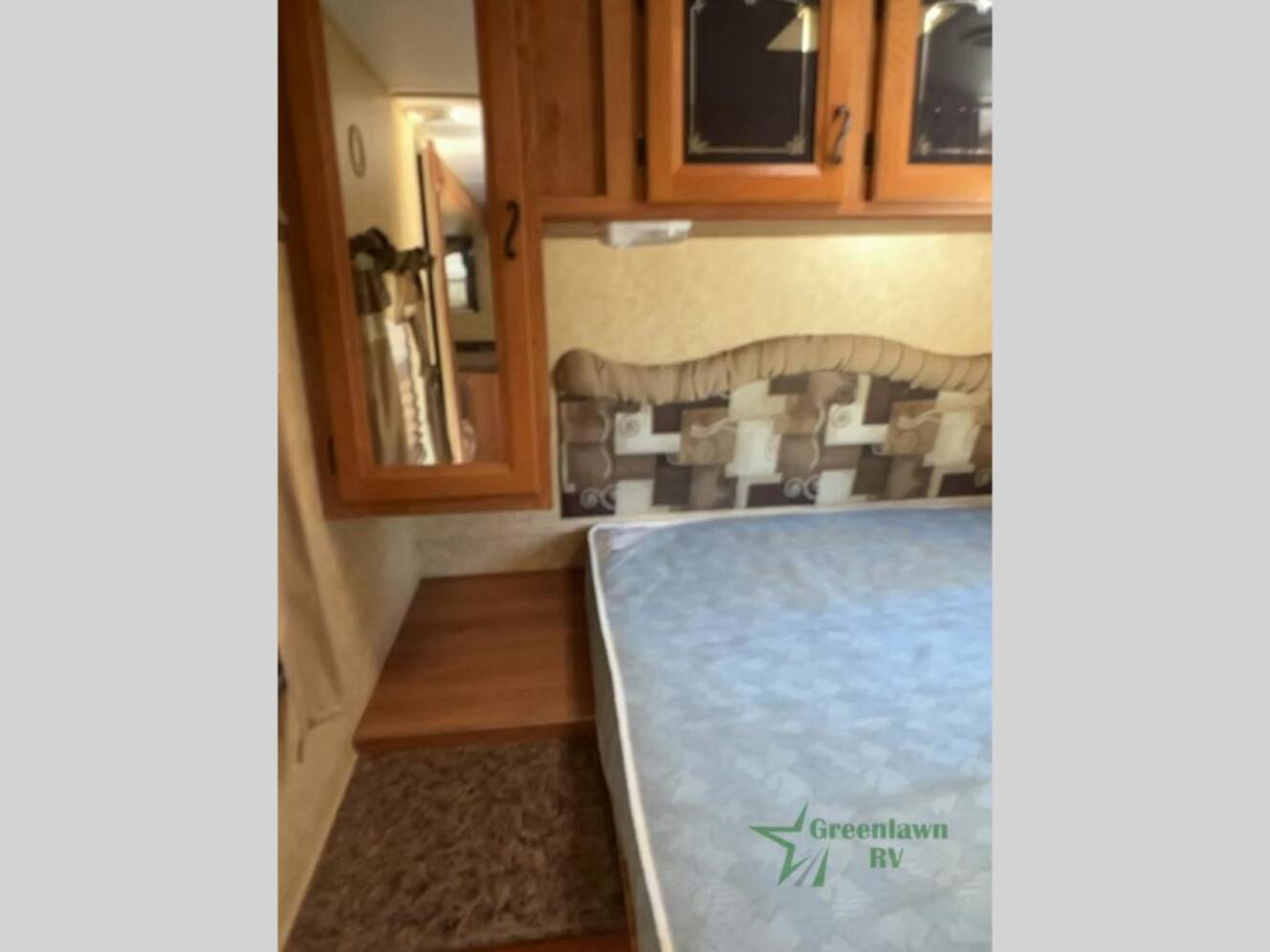 A photo of this 2011 Prime Time Rv LaCrosse 318BHS