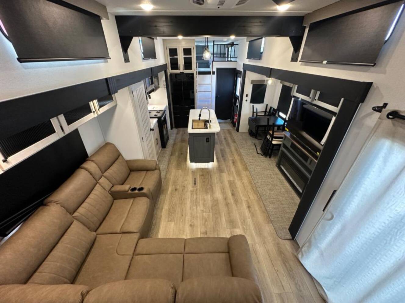 A photo of this 2026 Forest River Rv Puma Vista 420LFT