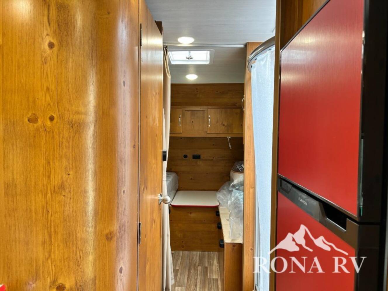 A photo of this 2026 Gulf Stream Rv Vintage Cruiser 19TWD