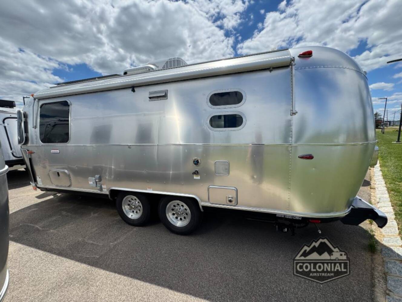 A photo of this 2026 Airstream International 23FBT Twin