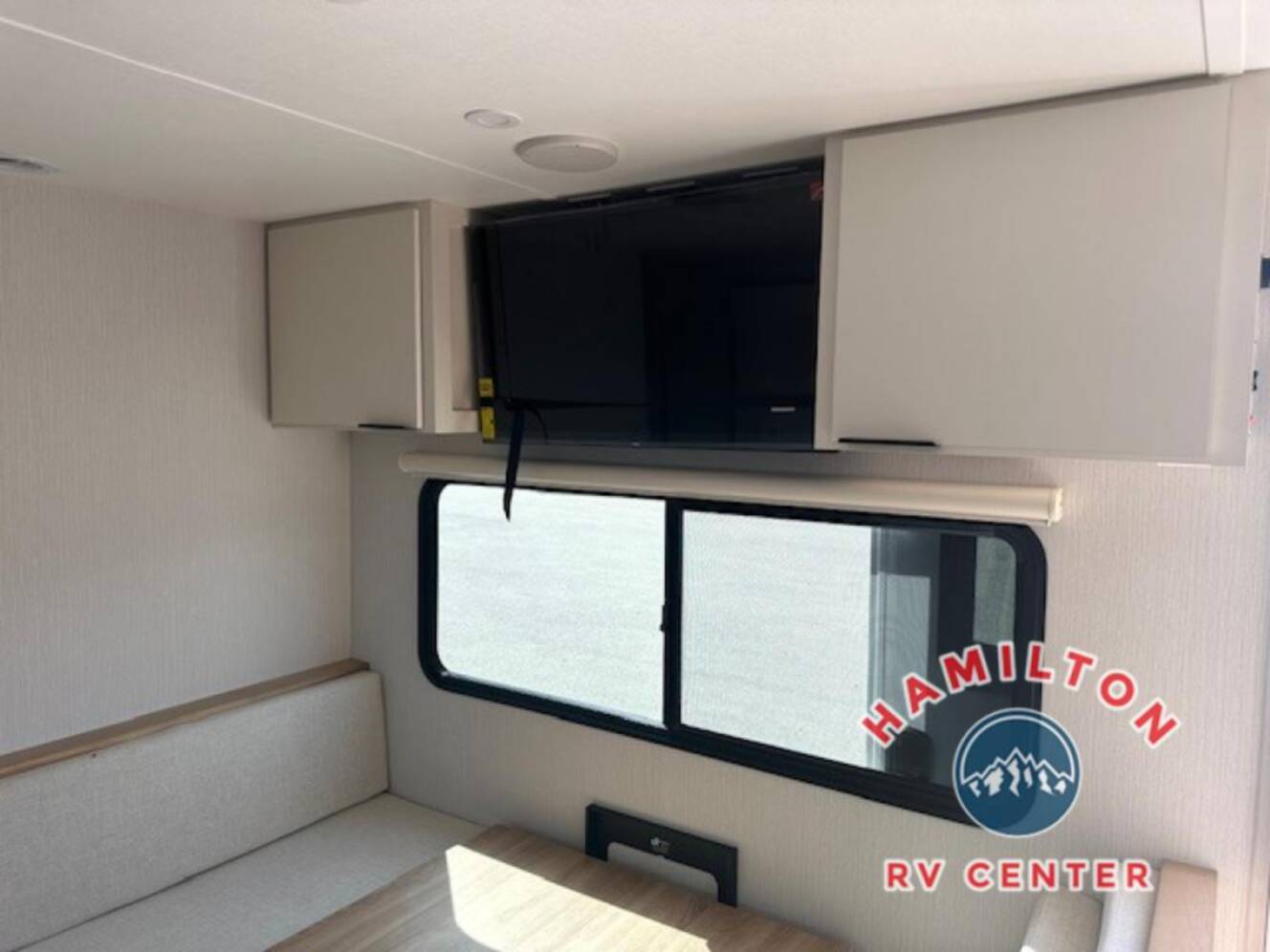 A photo of this 2026 Winnebago Thrive 24RKS