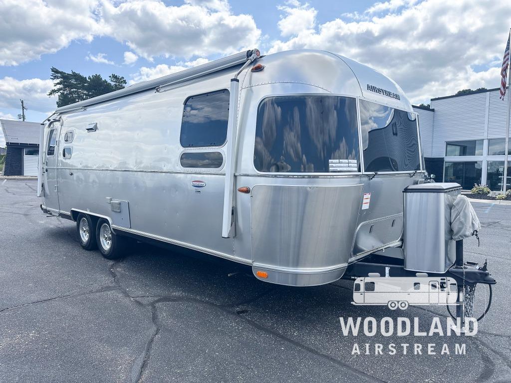 2019 Airstream International Signature 27FB in grand rapids MI