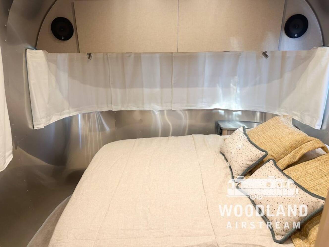 A photo of this 2027 Airstream Flying Cloud 25FB