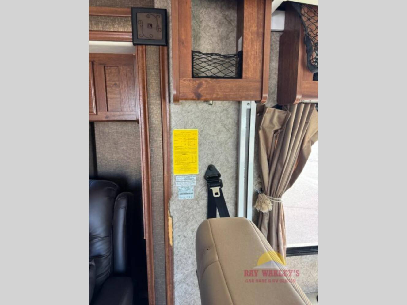 A photo of this 2014 Fleetwood Rv Storm 28F