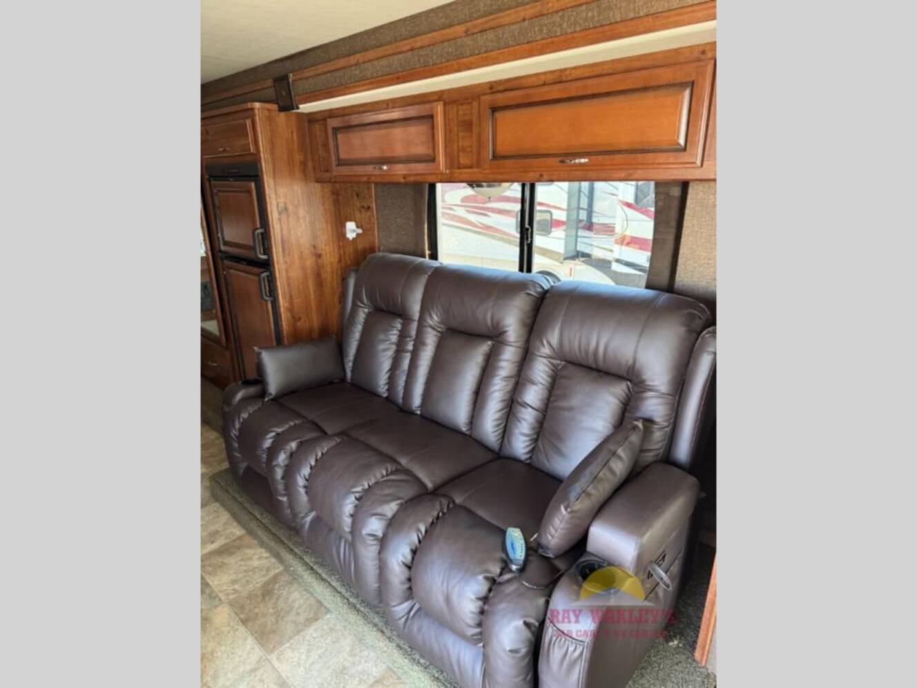 A photo of this 2014 Fleetwood Rv Storm 28F
