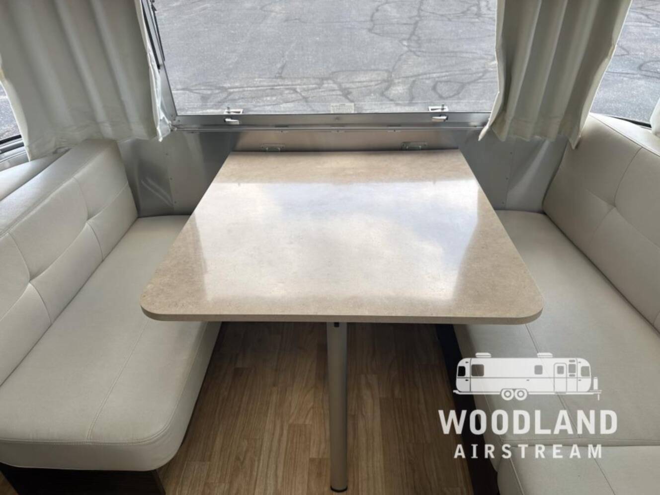 A photo of this 2019 Airstream International Signature 27FB