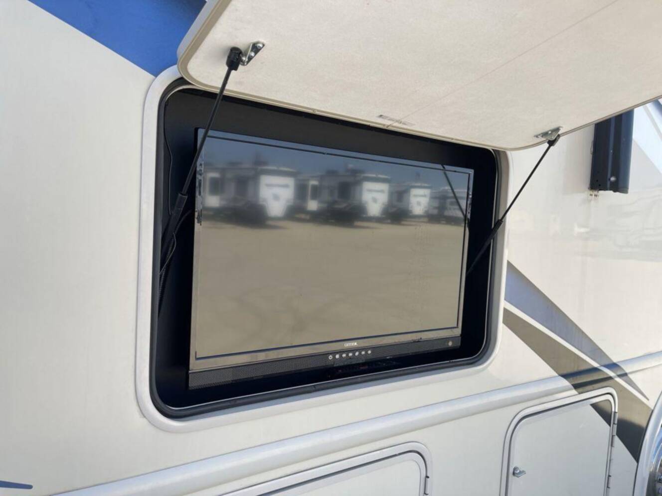 A photo of this 2022 Thor Motor Coach Freedom Traveler A32
