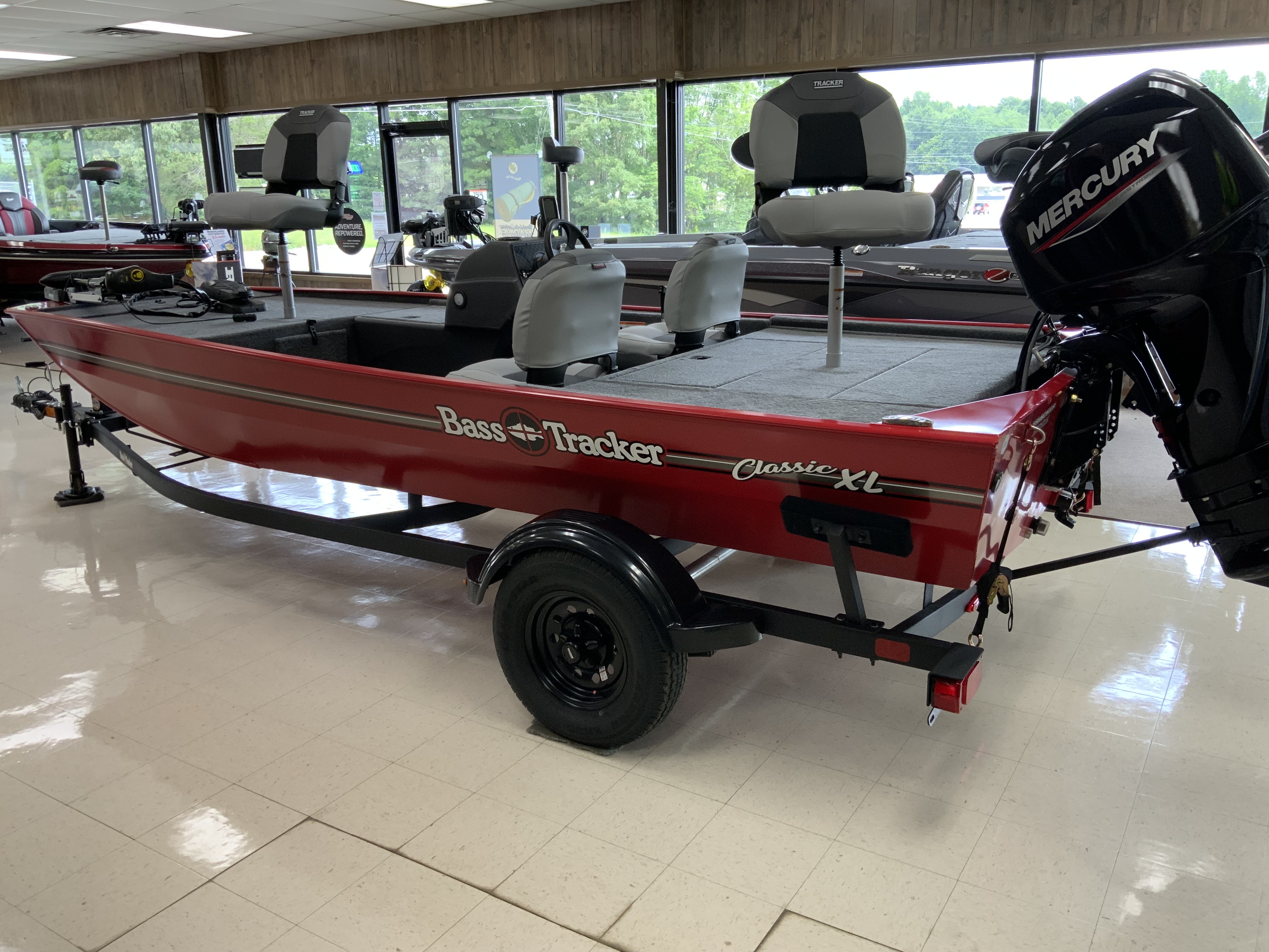 2027 Tracker Boats CLASSIC XL in lexington TN