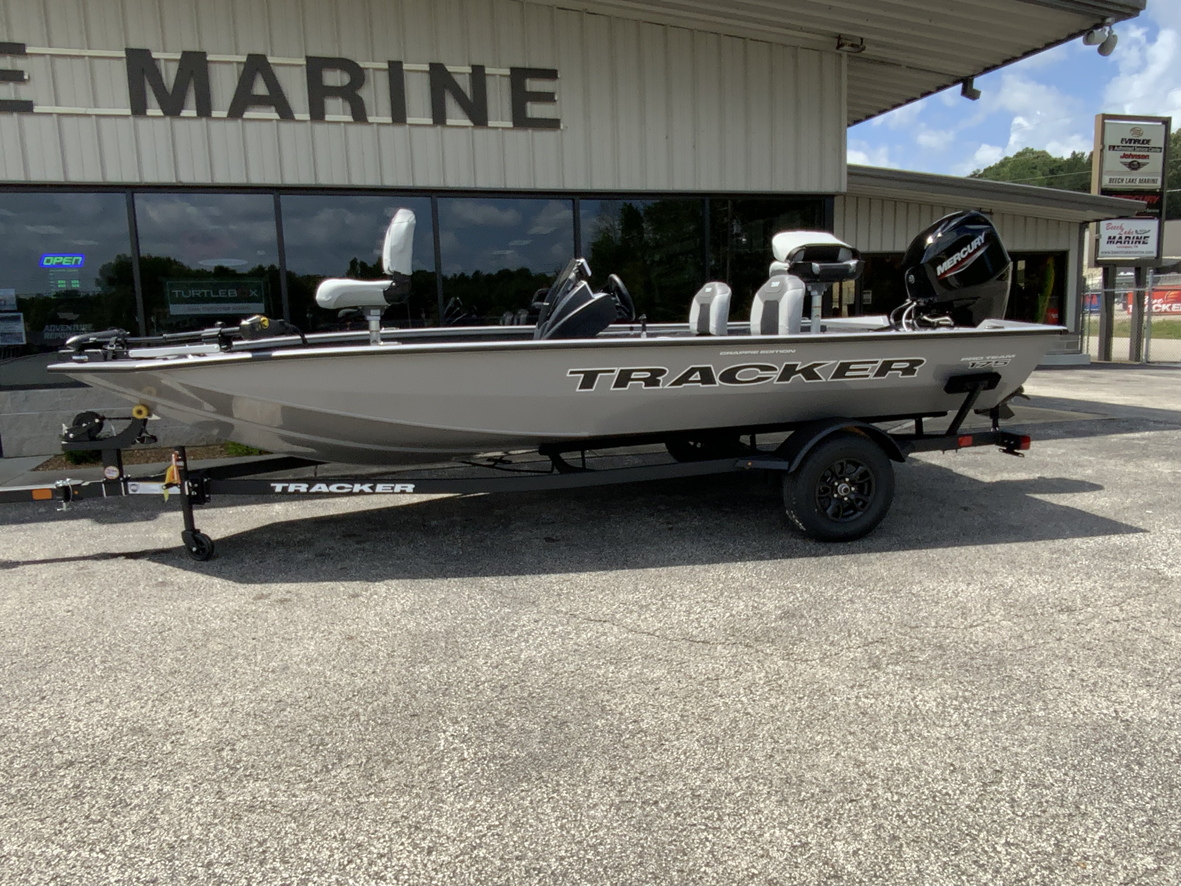 2027 Tracker Boats PT175TF in lexington TN
