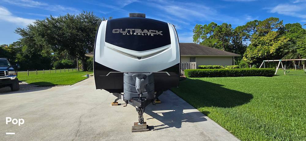 2021 Keystone Outback Ultra Lite 302UBH in loxahatchee FL