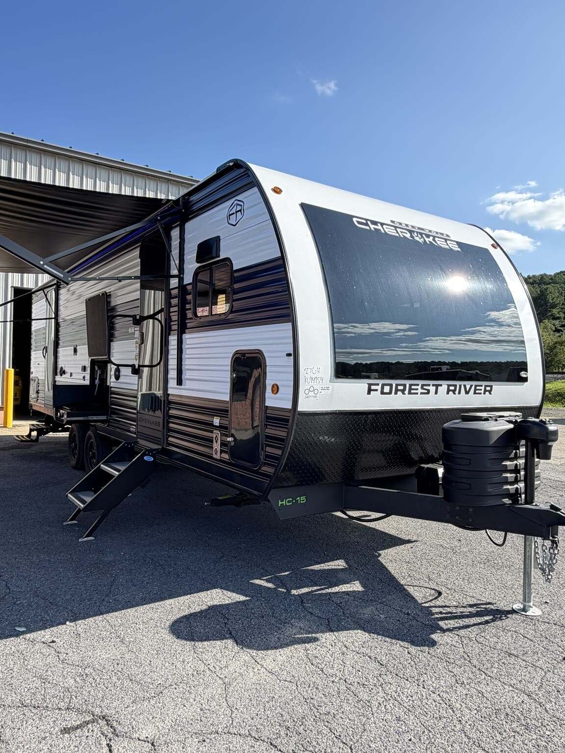 2025 Forest River Cherokee Grey Wolf 27GH in brockway PA