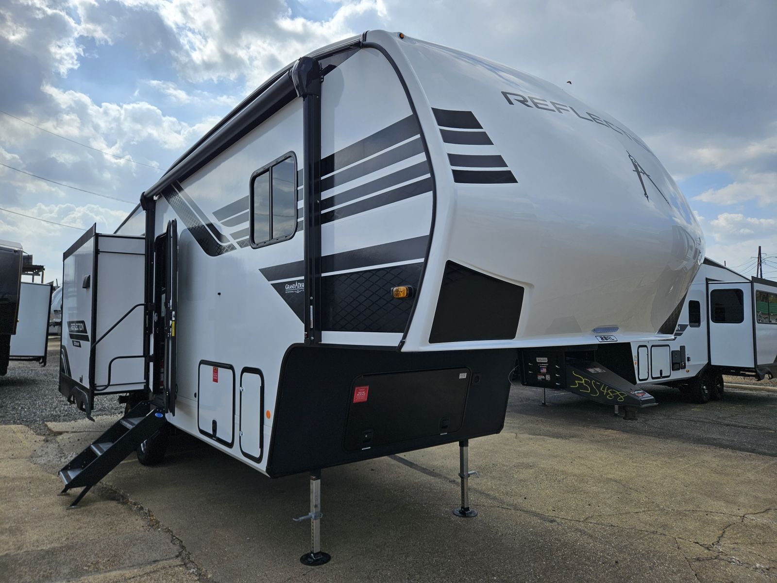 2026 Grand Design Reflection 100 Series 28RL RV