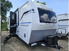 2025 Forest River Cherokee Alpha Wolf 280QBS Review image
