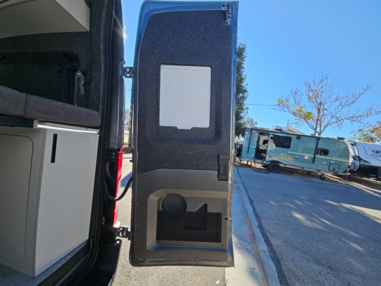 A photo of this 2026 Grand Design Lineage Series Vt LVT1