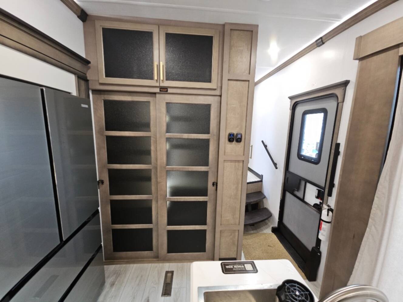 A photo of this 2026 Keystone Rv Montana 3532SP
