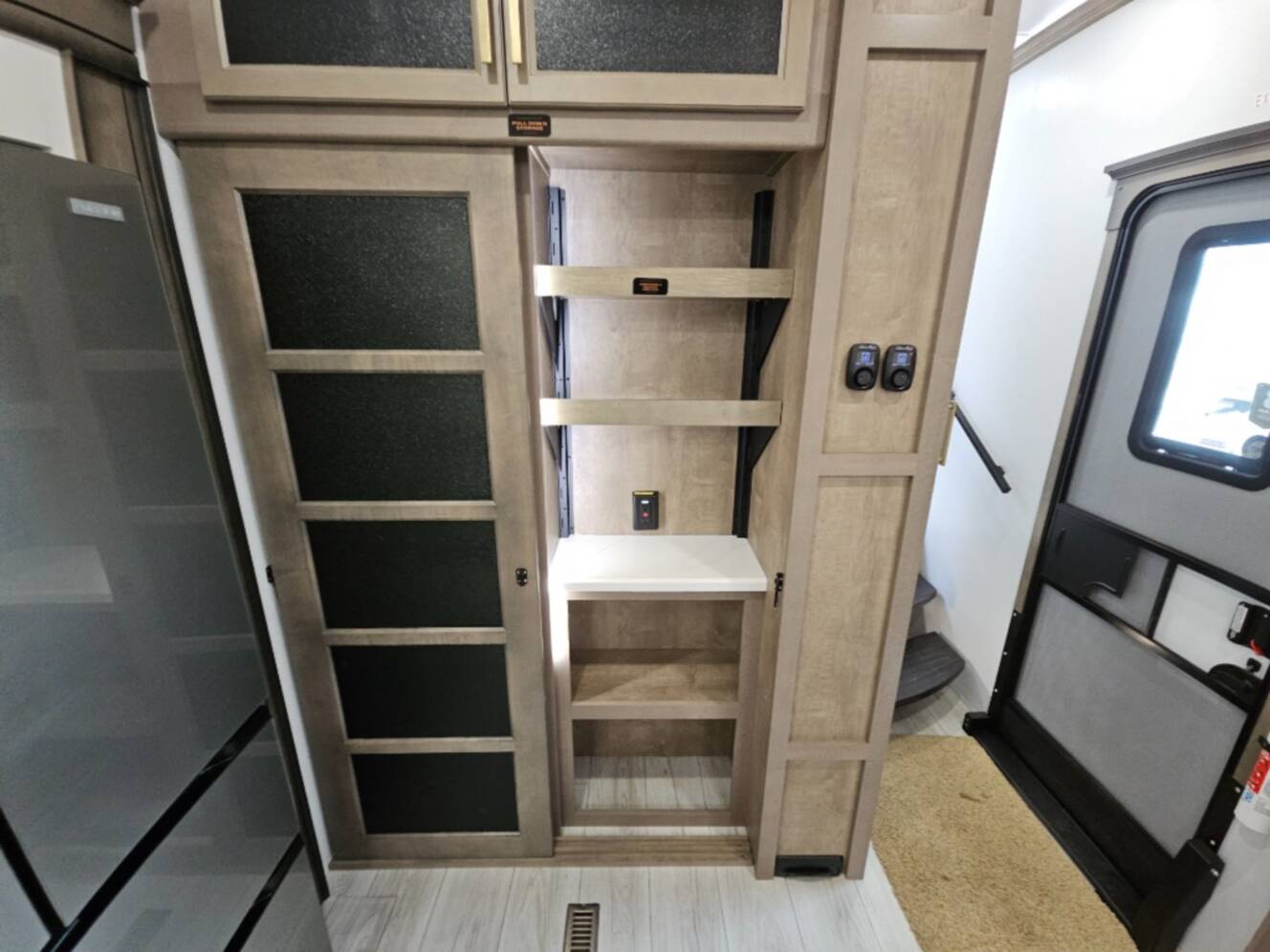 A photo of this 2026 Keystone Rv Montana 3532SP