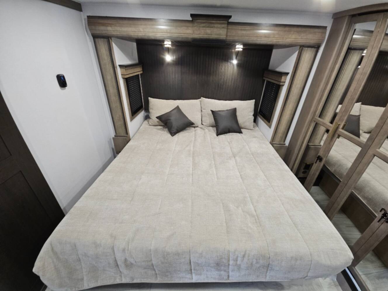 A photo of this 2026 Keystone Rv Montana 3532SP