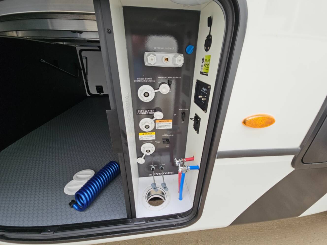 A photo of this 2026 Keystone Rv Montana 3532SP