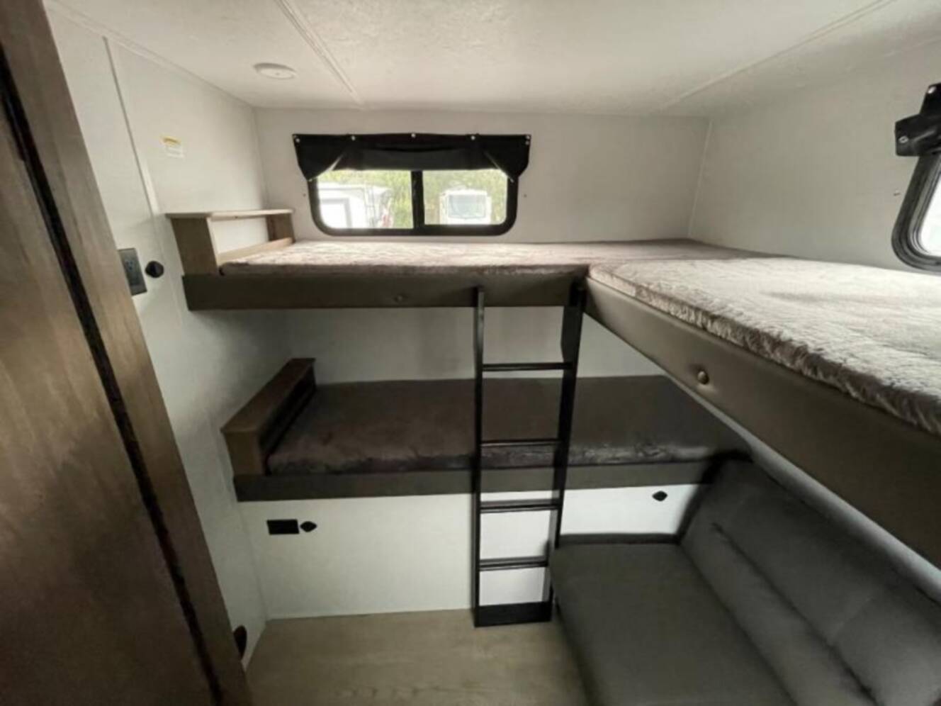 A photo of this 2026 Coachmen Freedom Express 30SE